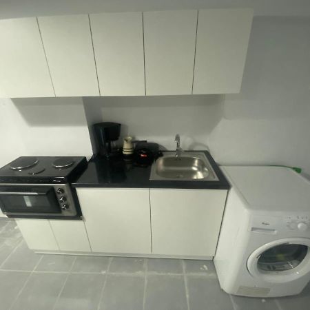 Le.Chris Central Dorms Otel Resmo Dış mekan fotoğraf