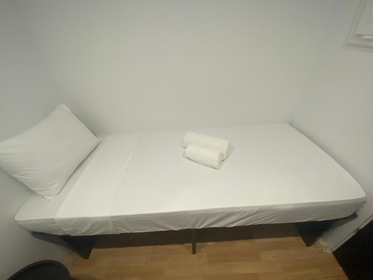 Le.Chris Central Dorms Otel Resmo Dış mekan fotoğraf